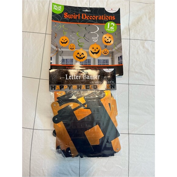 American Greetings Other - Halloween decorations